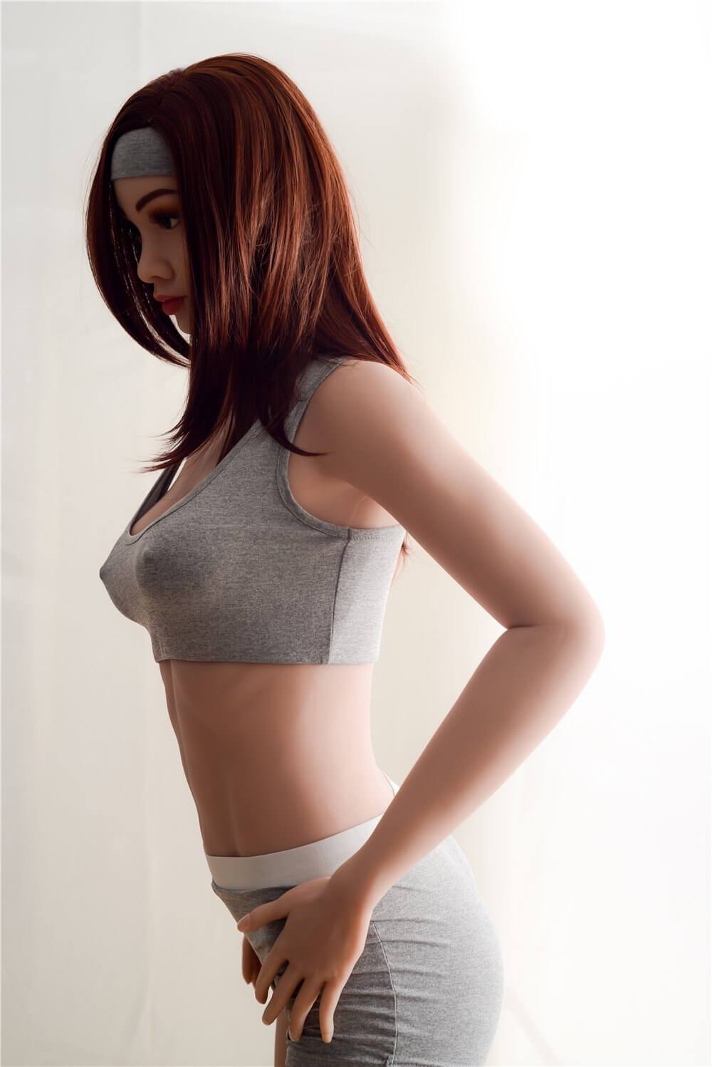 Gibel - Poupée sexuelle fitness en TPE de 168 cm (5,5 ft) avec petite poitrine – Image 6