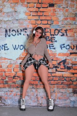 Aurélie - Poupée Sexuelle TPE Ultra Réaliste de 163 cm avec Gros Seins, Gros Fesses et Cheveux Bouclés Dorés