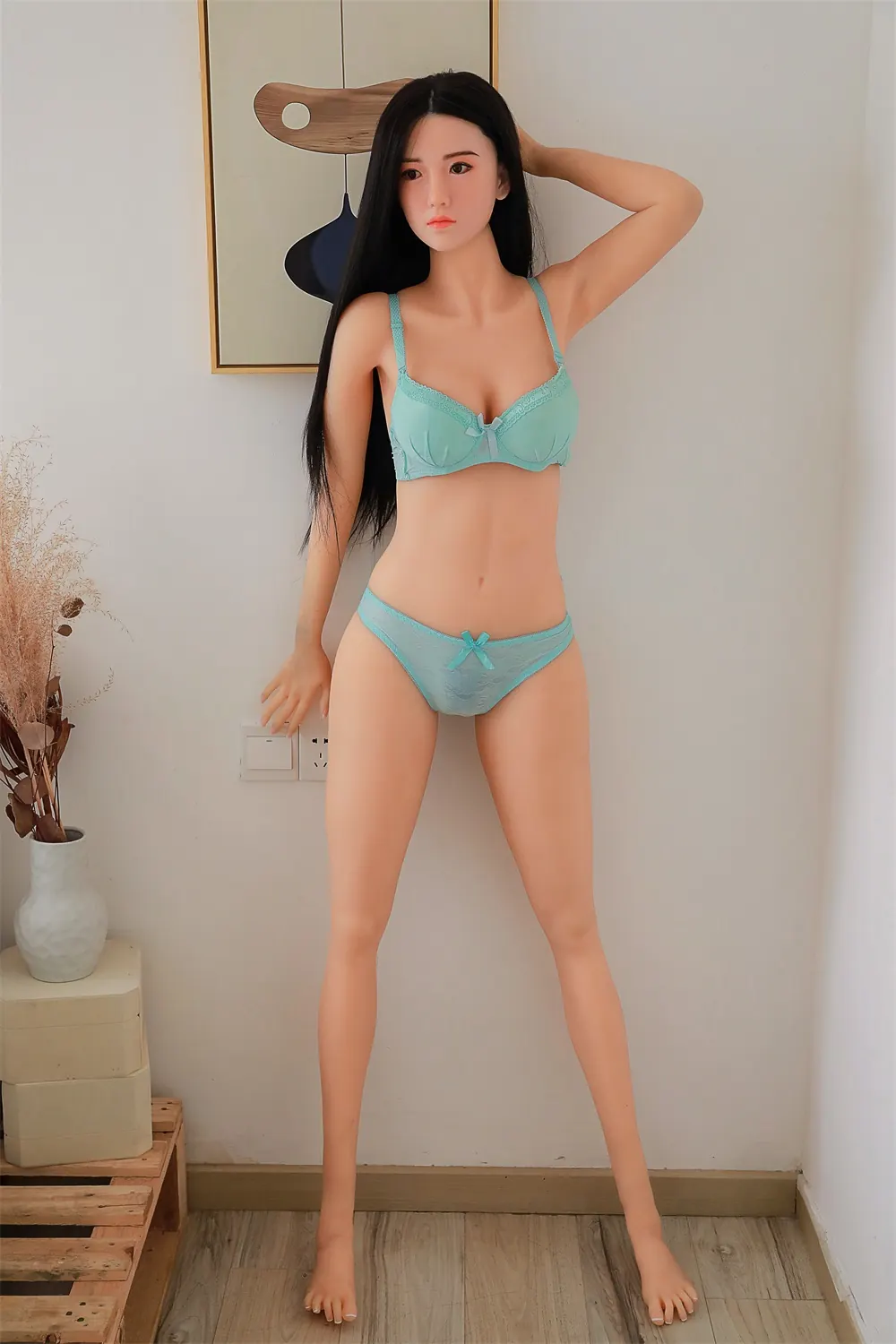 Aliénor Lacordaire – Poupée sur mesure 170 cm en silicone intégral, tête 013 1