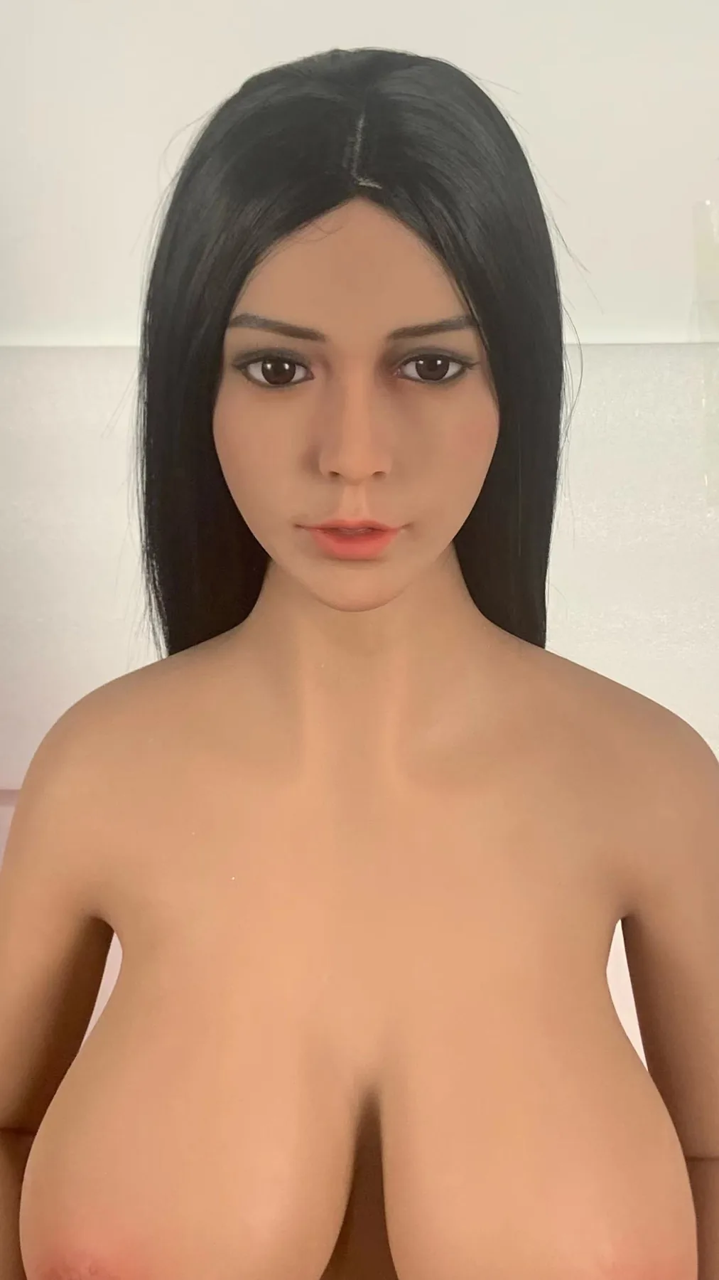 Isabeau – Poupée TPE 158 cm bonnet H, visage C15 – Stock UE 3