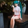 J60 Miku Cinnamon mini doll view 3