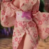 J60 Momo Cinnamon mini doll view 4